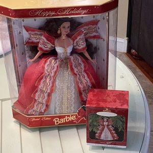 (2) Piece set. Happy Holidays Barbie Doll & Matching Hallmark Keepsake ornament.